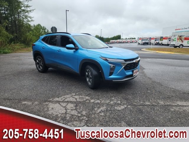 Used 2025 Chevrolet Trax LT w/ Driver Confidence Package FWD image 7