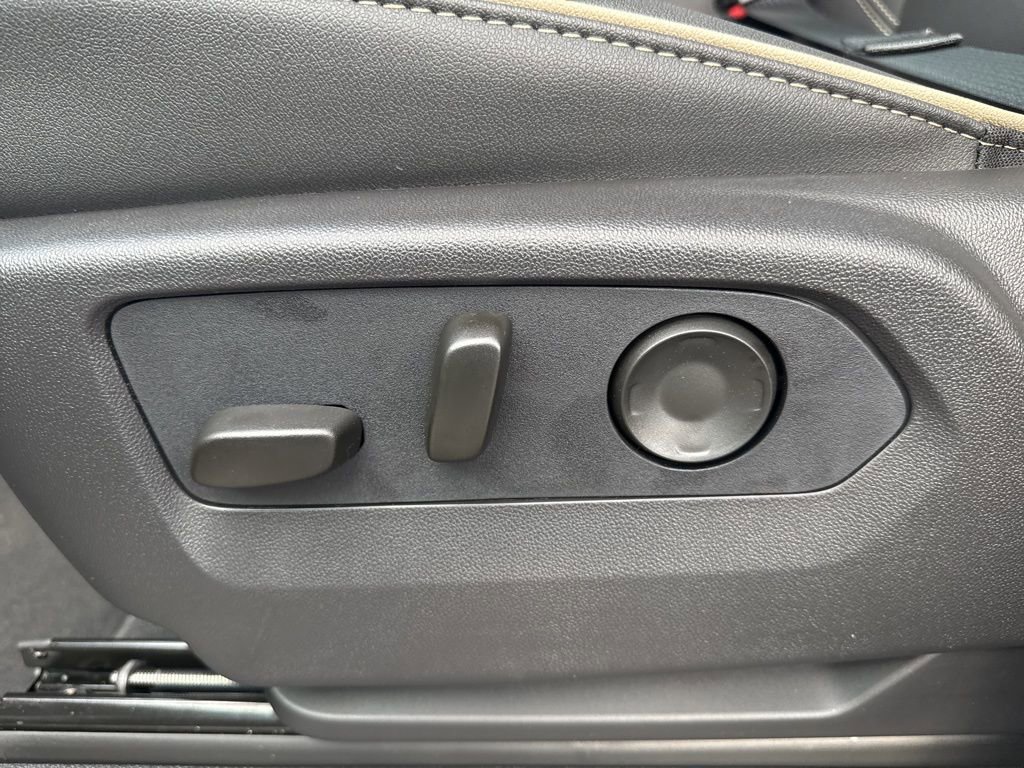 New 2026 Chevrolet Suburban Premier image 11