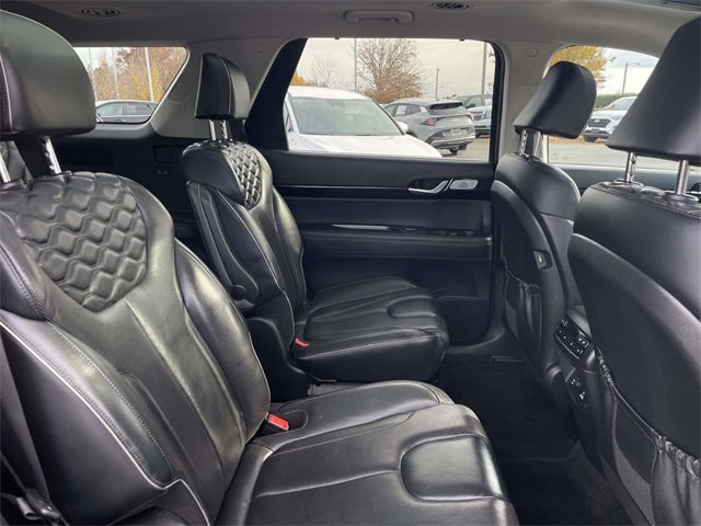 Used 2021 Hyundai Palisade Limited image 22