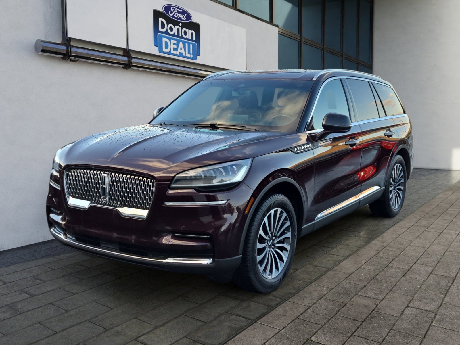 Used 2023 Lincoln Aviator Reserve w/ Elements Package Plus AWD/4WD image 7