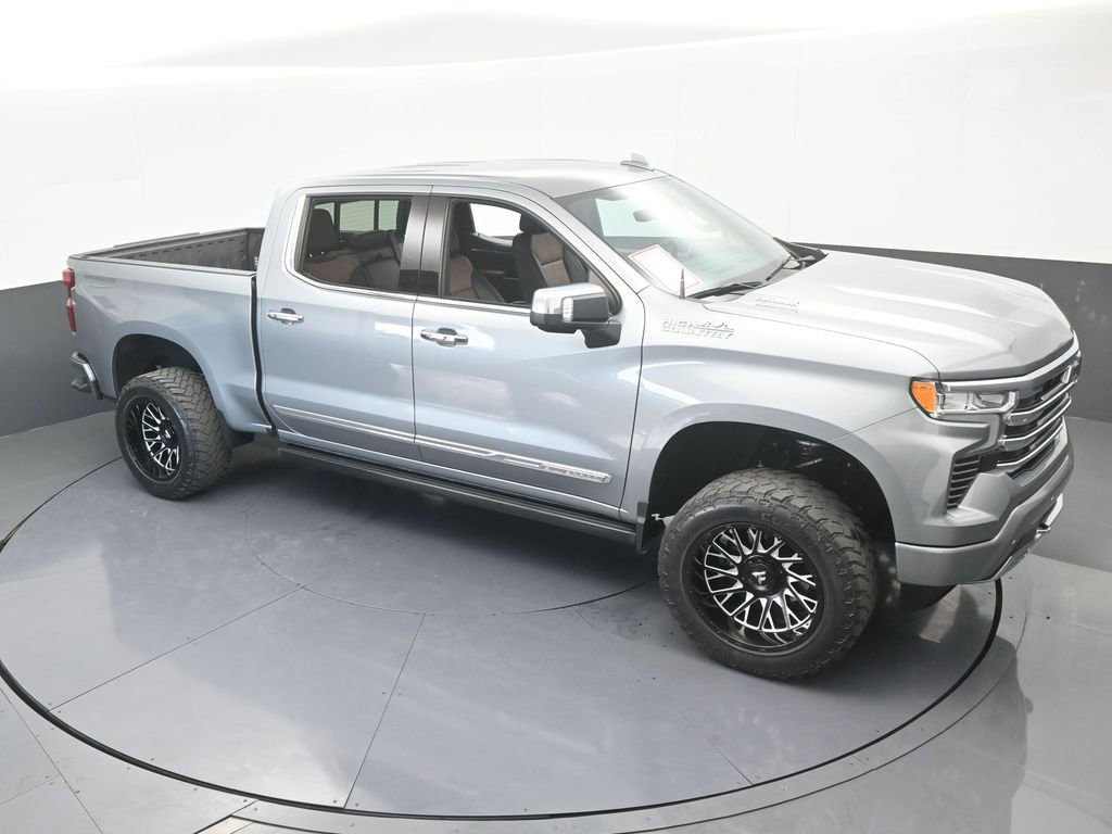 Used 2023 Chevrolet Silverado 1500 High Country w/ Technology Package image 68