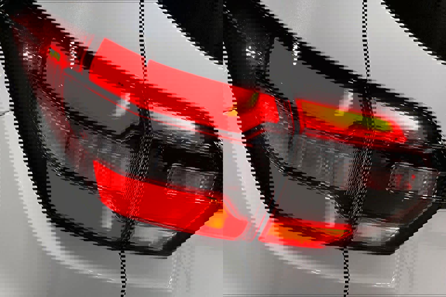 Used 2025 Honda Pilot Elite image 29