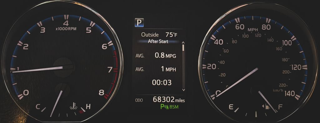 Used 2017 Toyota RAV4 Limited w/ All Weather Liner Package AWD/4WD image 9