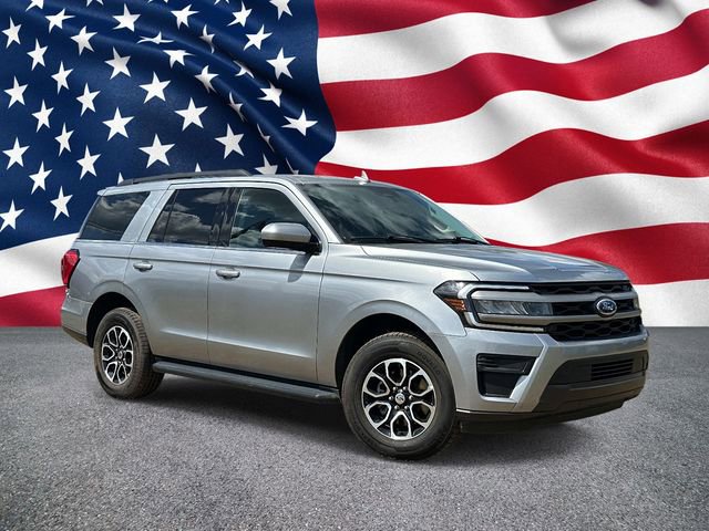 Used 2024 Ford Expedition XLT image 9