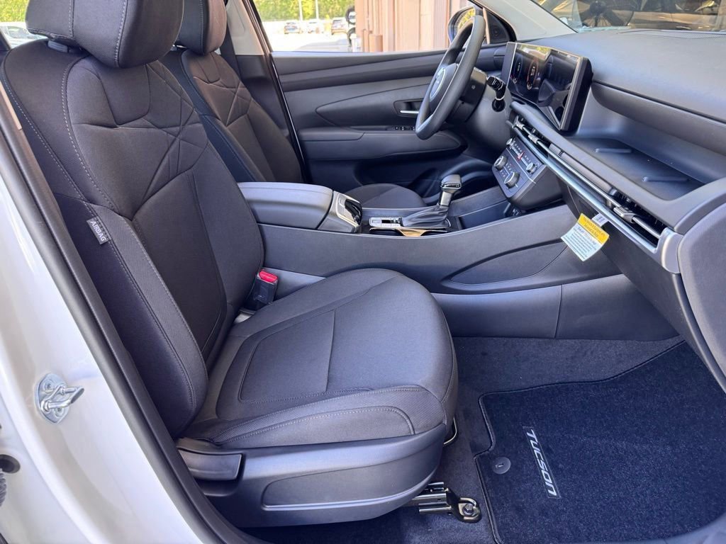 New 2026 Hyundai Tucson SE image 15