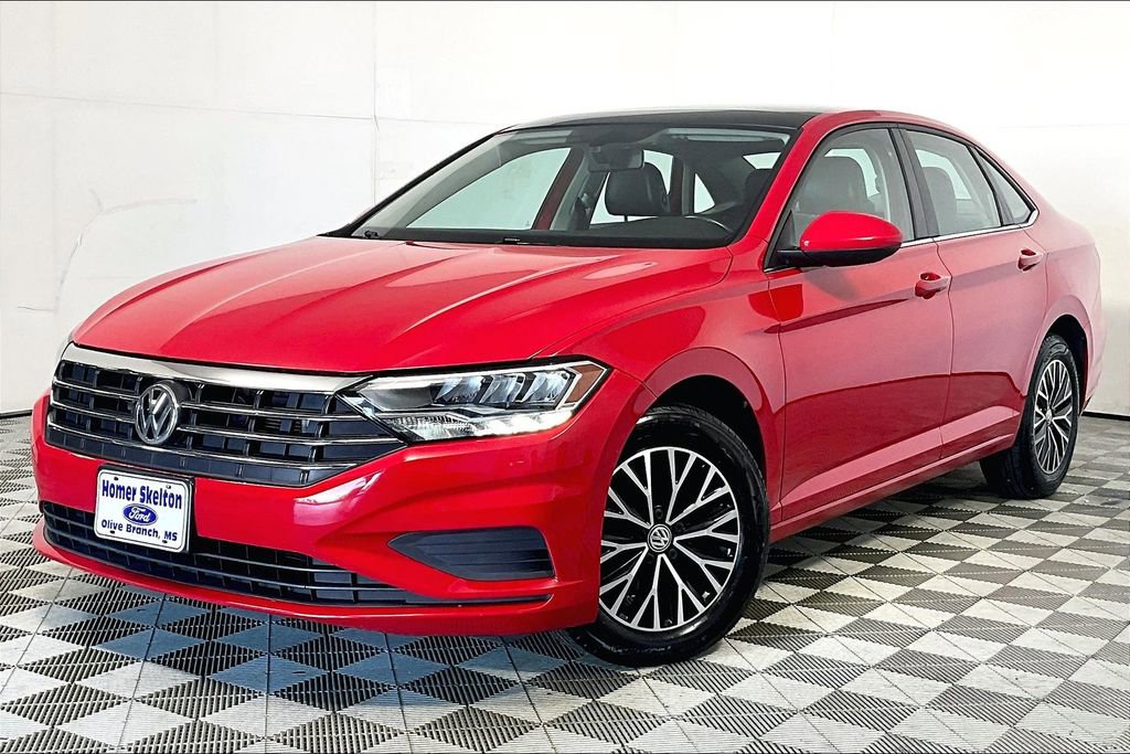 Used 2019 Volkswagen Jetta SE image 2