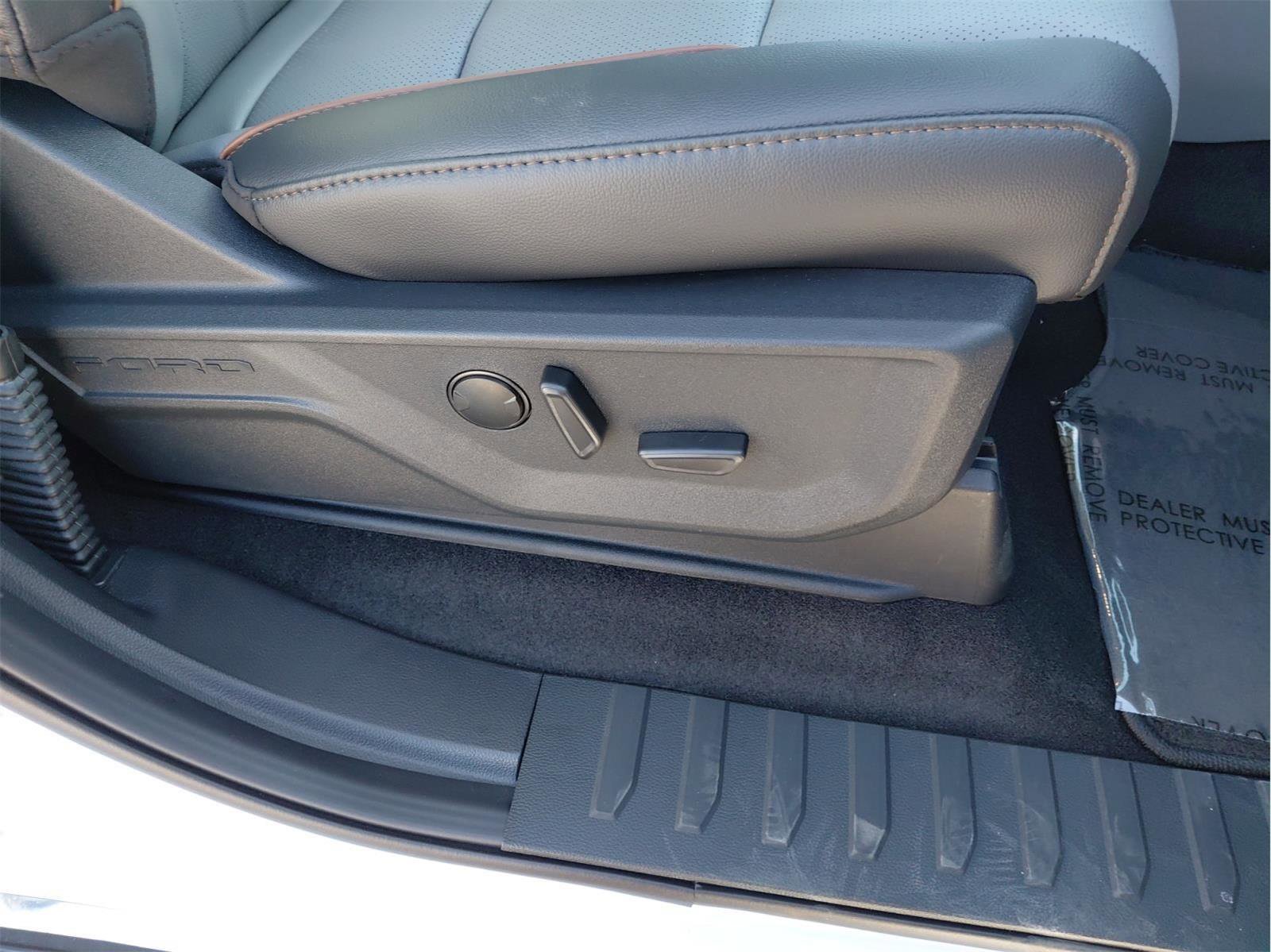 New 2026 Ford F150 Lariat w/ Equipment Group 501A Mid AWD/4WD image 17