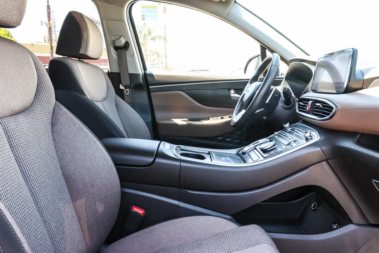 Used 2023 Hyundai Santa Fe SEL Convenience w/ Cargo Package AWD/4WD image 27
