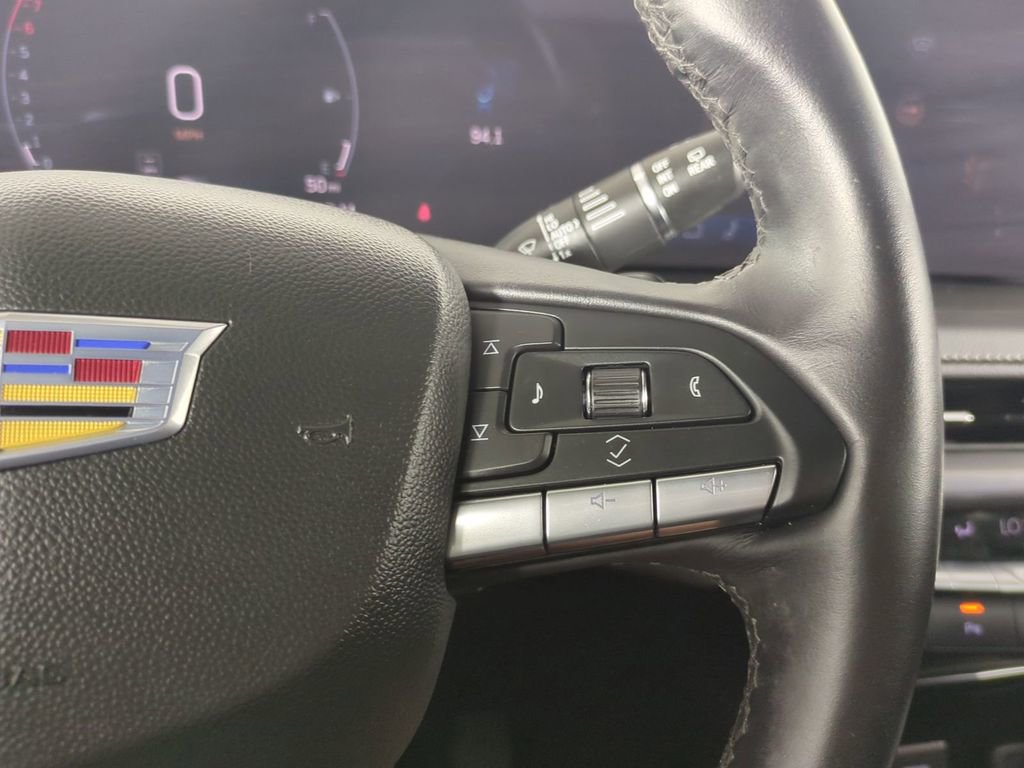 Used 2024 Cadillac XT4 Premium Luxury w/ Technology Package image 33