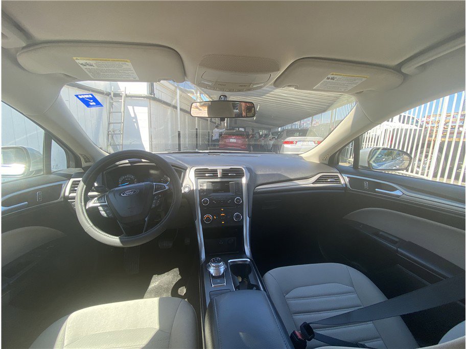 Used 2018 Ford Fusion S image 11