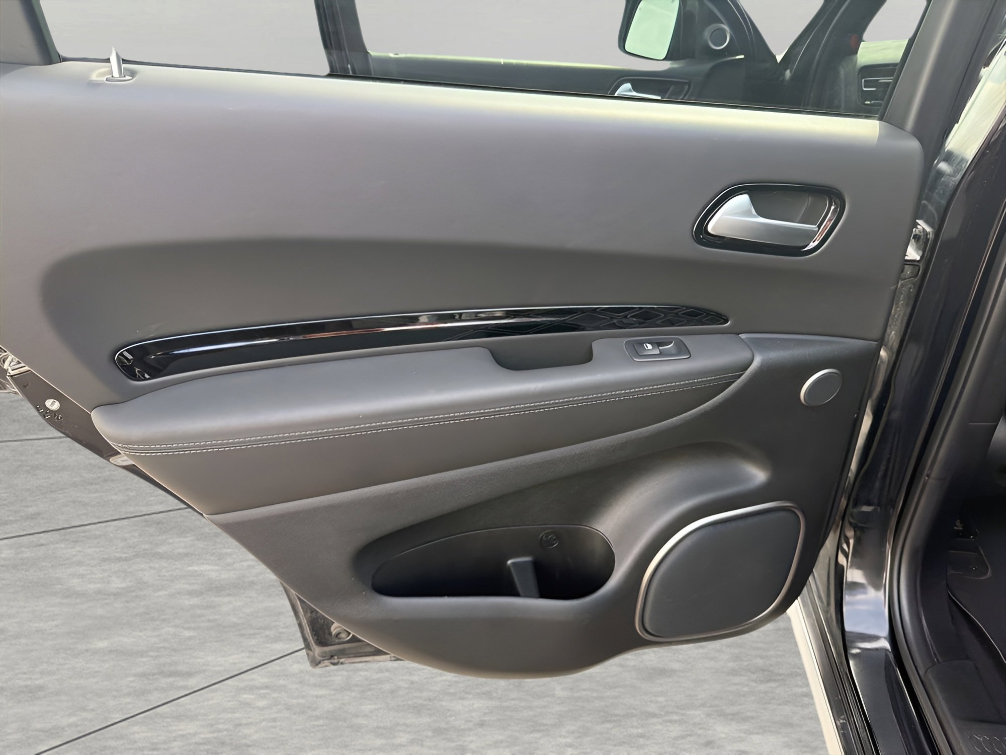 Used 2021 Dodge Durango Citadel w/ Premium Entertainment Group image 30