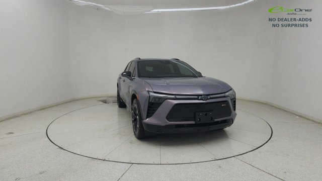 Used 2024 Chevrolet Blazer EV RS AWD/4WD image 2