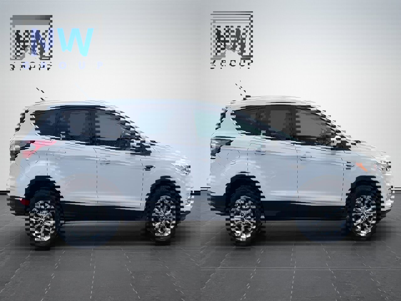 Used 2017 Ford Escape SE w/ SE Cold Weather Package image 17