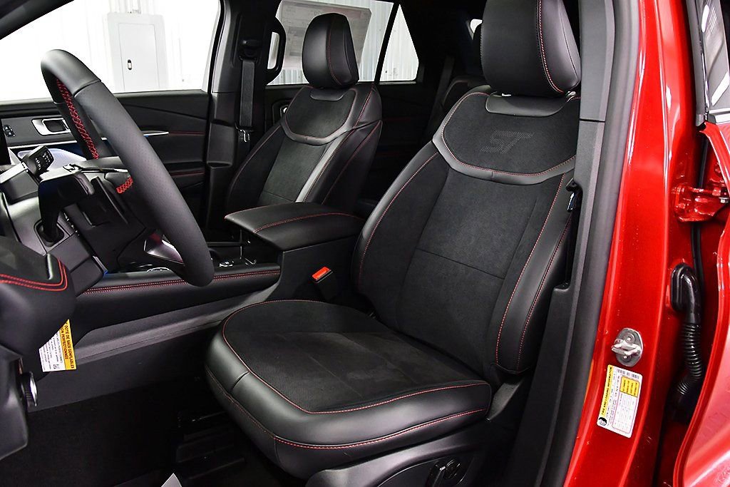 New 2026 Ford Explorer ST w/ Sun And Sound Package image 29