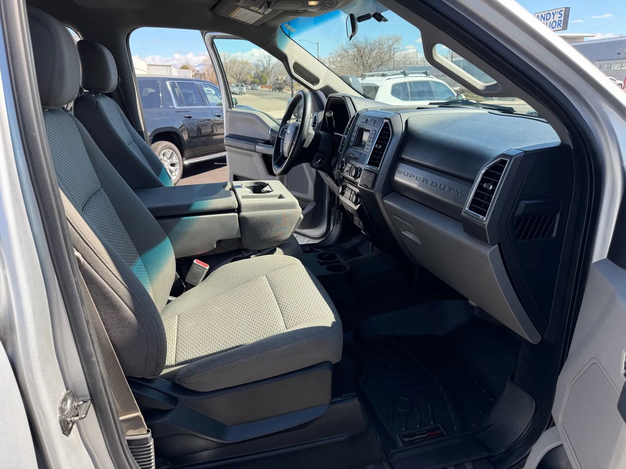 Used 2017 Ford F250 XLT w/ FX4 Off-Road Package AWD/4WD image 26