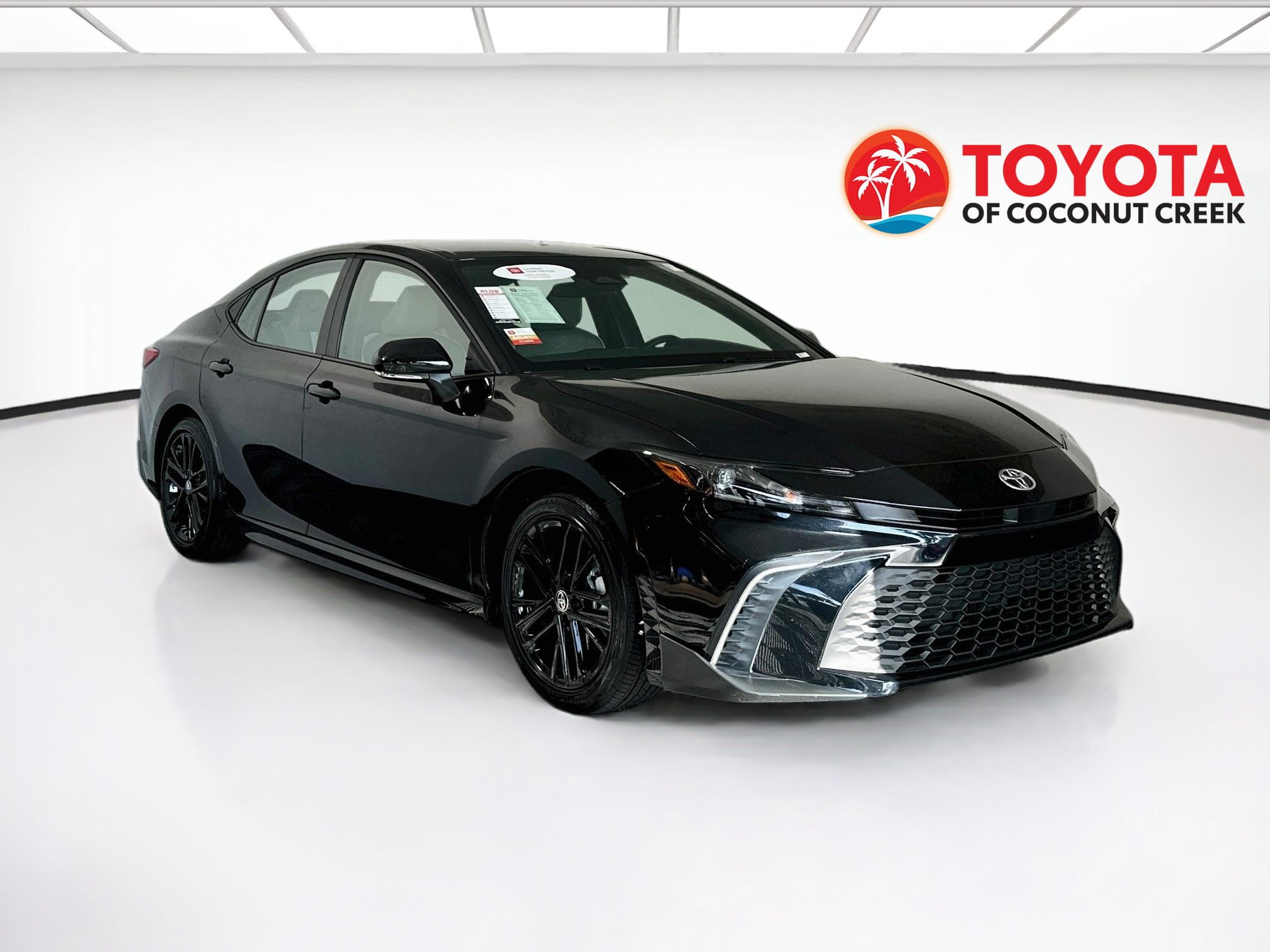 Certified 2026 Toyota Camry SE FWD image 1
