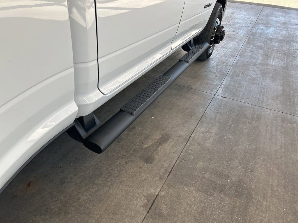 Used 2025 RAM 3500 Big Horn image 23