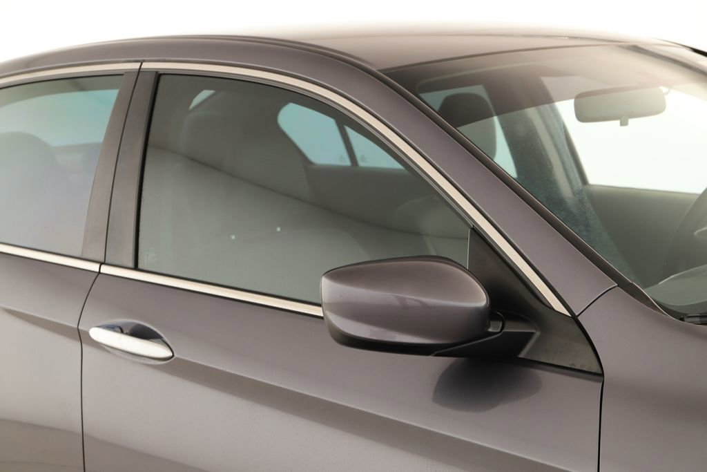 Used 2016 Honda Accord LX image 34