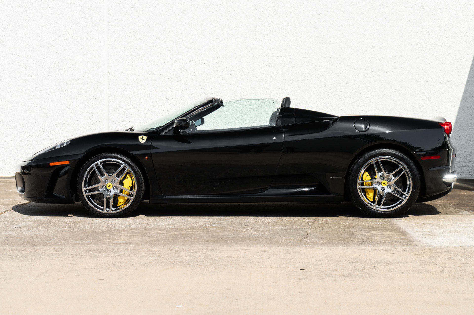 Used 2009 Ferrari F430 Spider RWD image 3