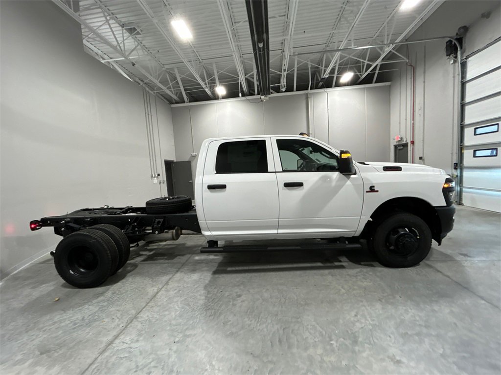 New 2026 RAM 3500 Tradesman image 5