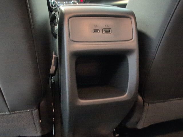 New 2026 Chevrolet Trax LT w/ LT Convenience Package FWD image 26