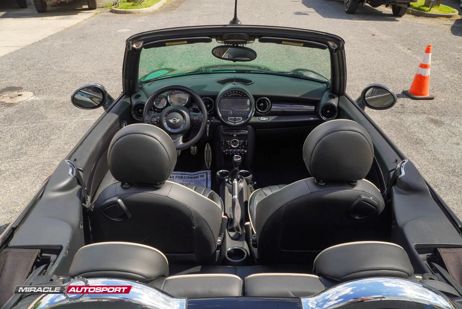 Used 2011 MINI Cooper John Cooper Works FWD image 31