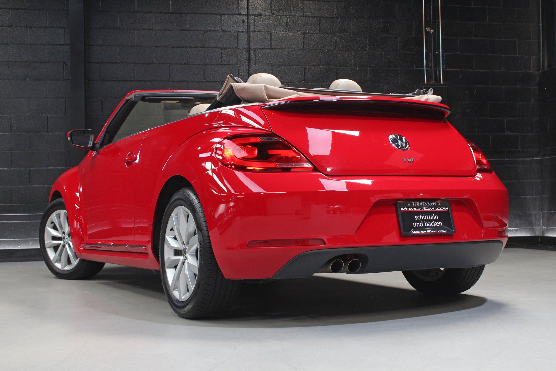 Used 2014 Volkswagen Beetle TDI FWD image 14