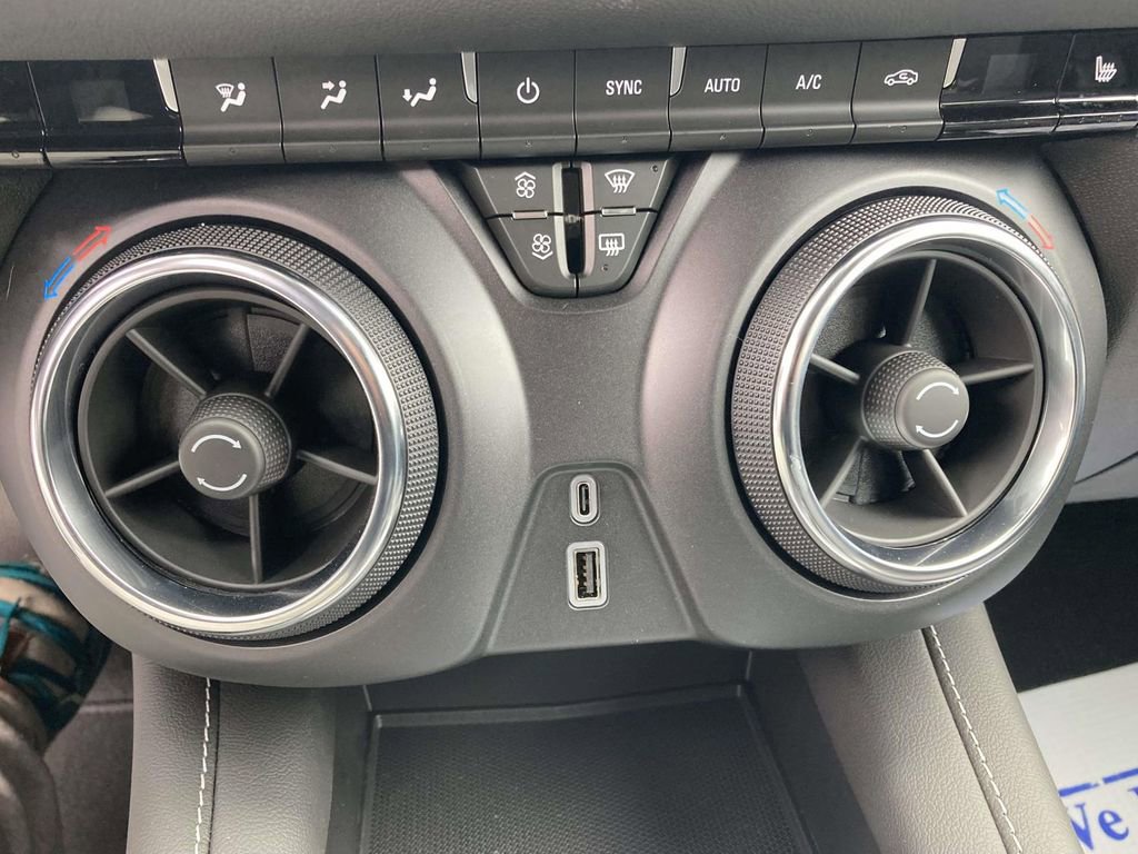 New 2026 Chevrolet Blazer LT w/ Midnight/Sport Edition image 21