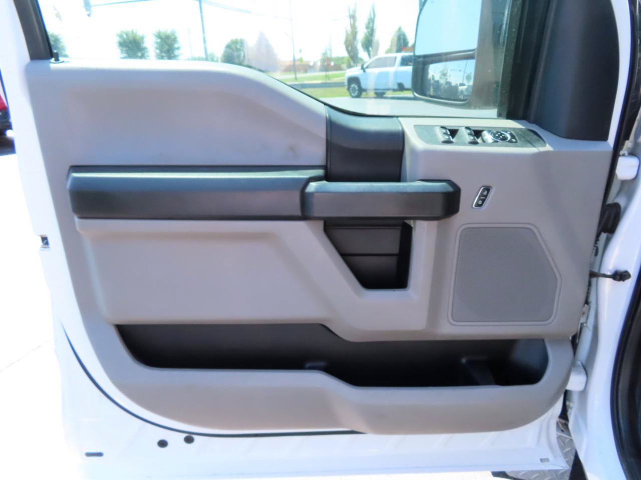 Used 2019 Ford F450 XL w/ Power Equipment Group AWD/4WD image 22
