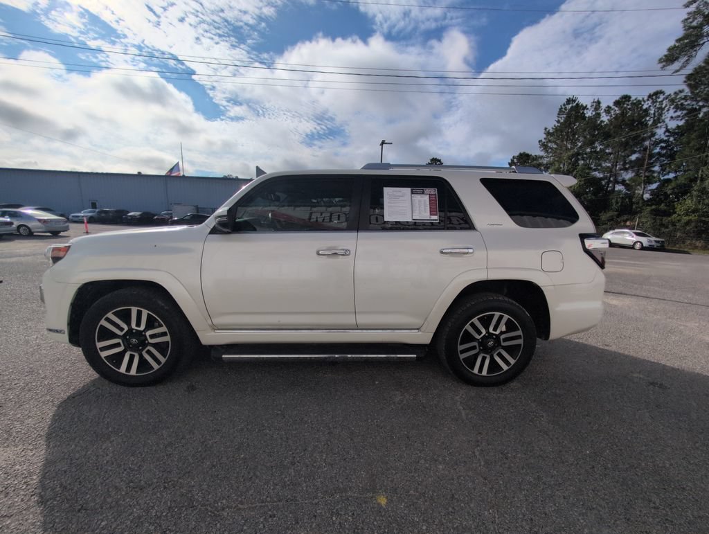 Used 2022 Toyota 4Runner Limited AWD/4WD image 5