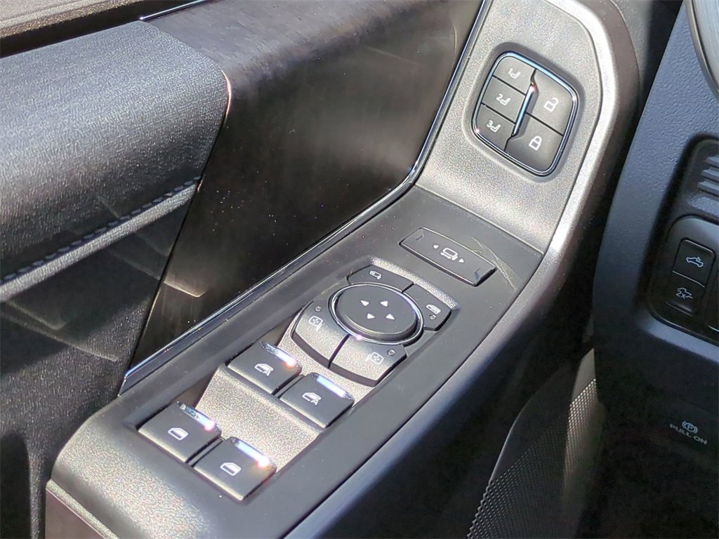 New 2026 Ford F250 Lariat image 25