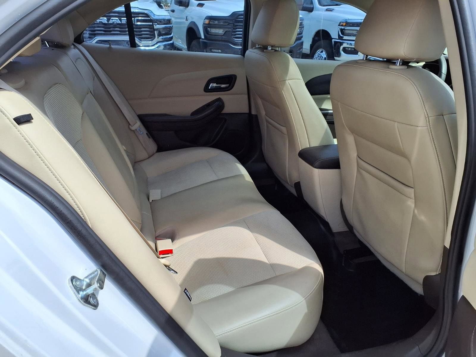 Used 2015 Chevrolet Malibu LT FWD image 18