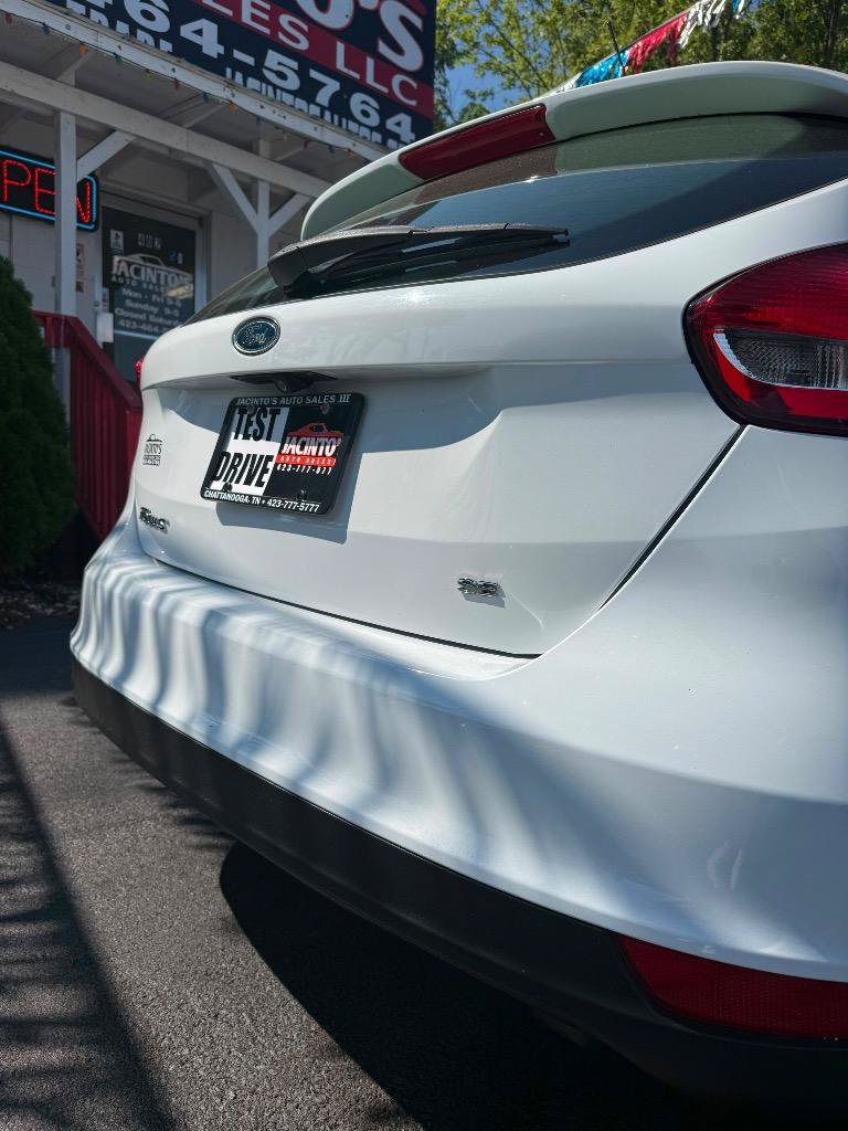 Used 2017 Ford Focus SE FWD image 13