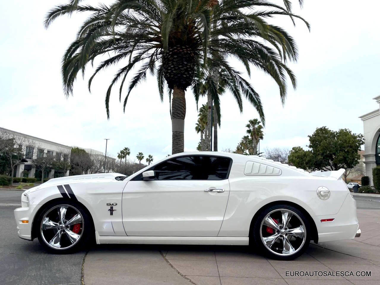 Used 2013 Ford Mustang GT Premium w/ Security Pkg image 8