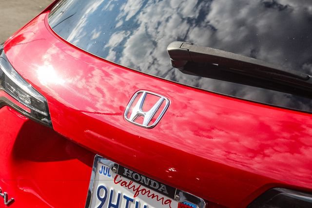 Used 2024 Honda HR-V Sport image 11