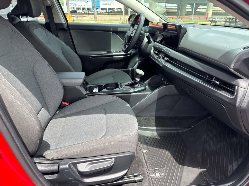 Certified 2025 Kia K4 LXS image 18
