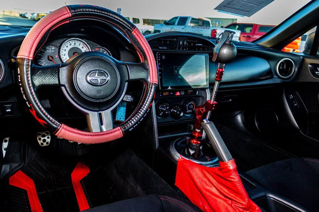 Used 2013 Scion FR-S image 11