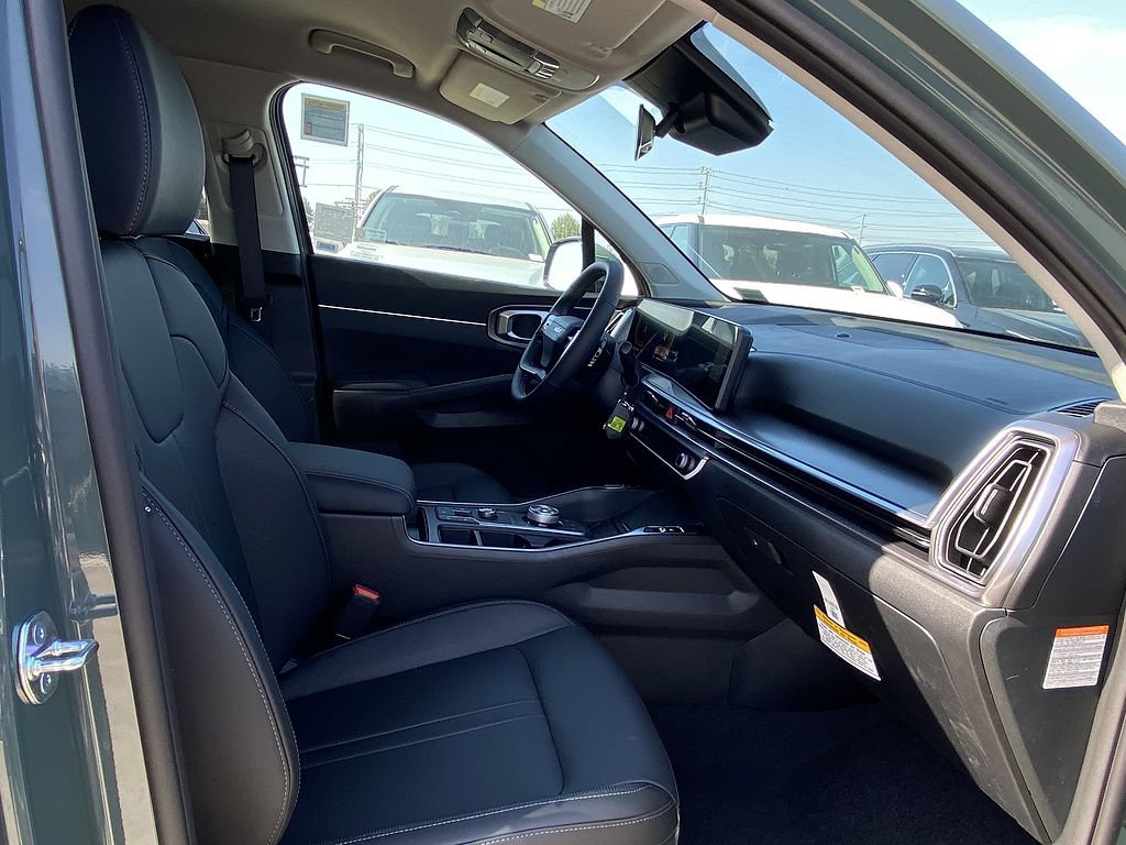 New 2026 Kia Sorento EX AWD/4WD image 25