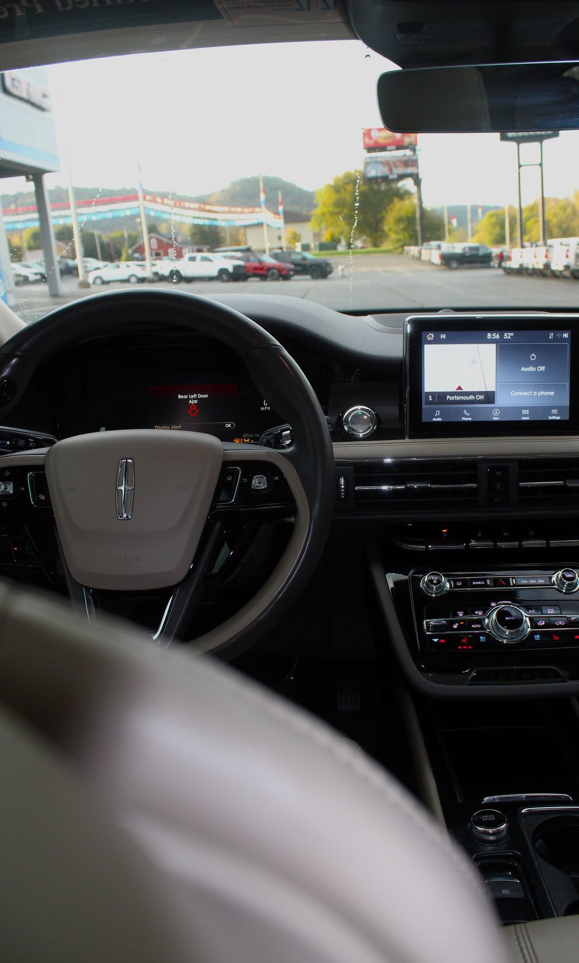 Used 2021 Lincoln Corsair Reserve w/ Equipment Group 201A image 21