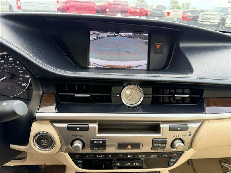 Used 2013 Lexus ES 350 w/ Luxury Pkg FWD image 36