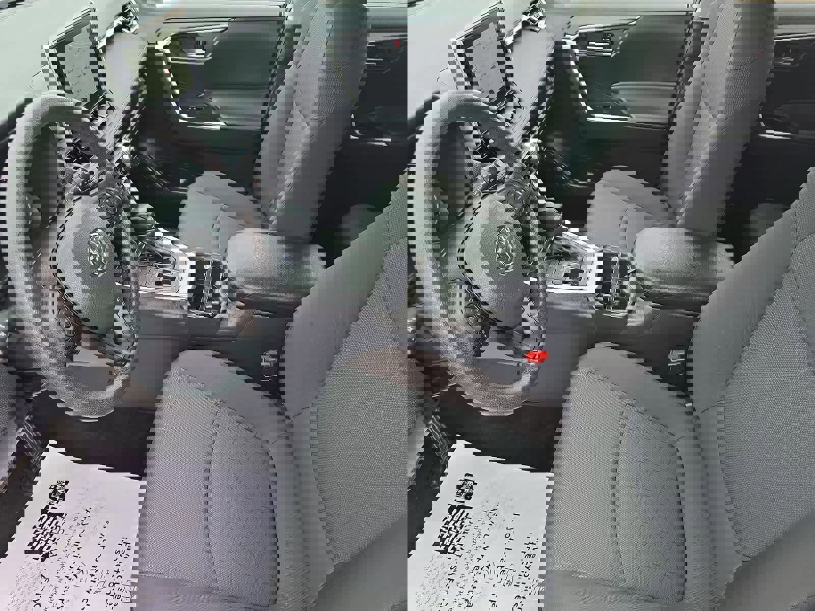 Used 2025 Toyota RAV4 XLE image 17