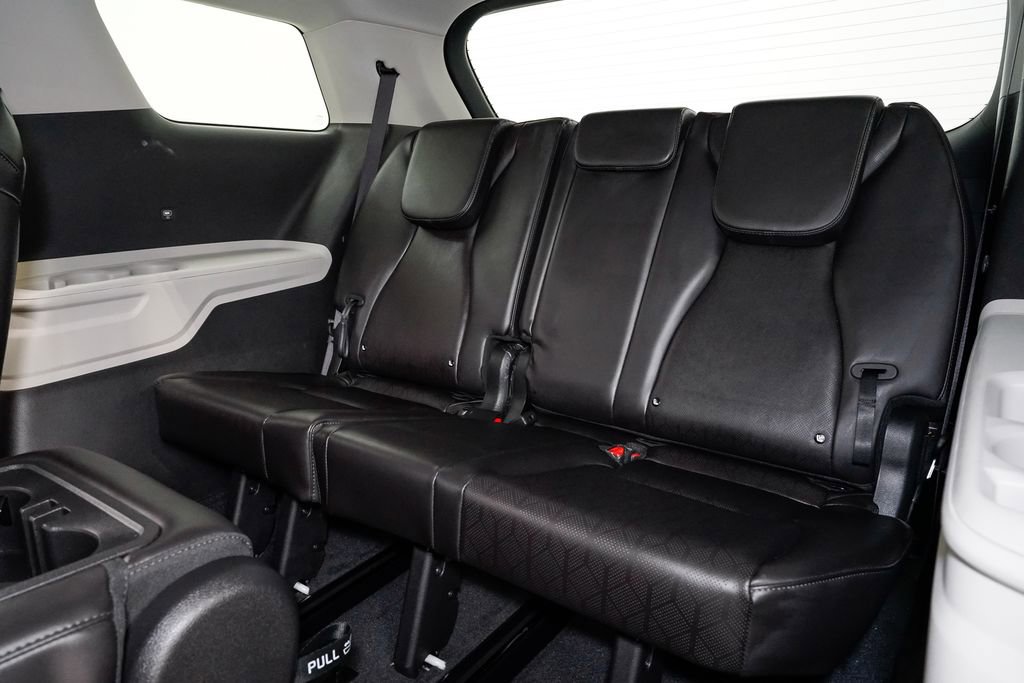 Certified 2024 Kia Carnival LX image 21