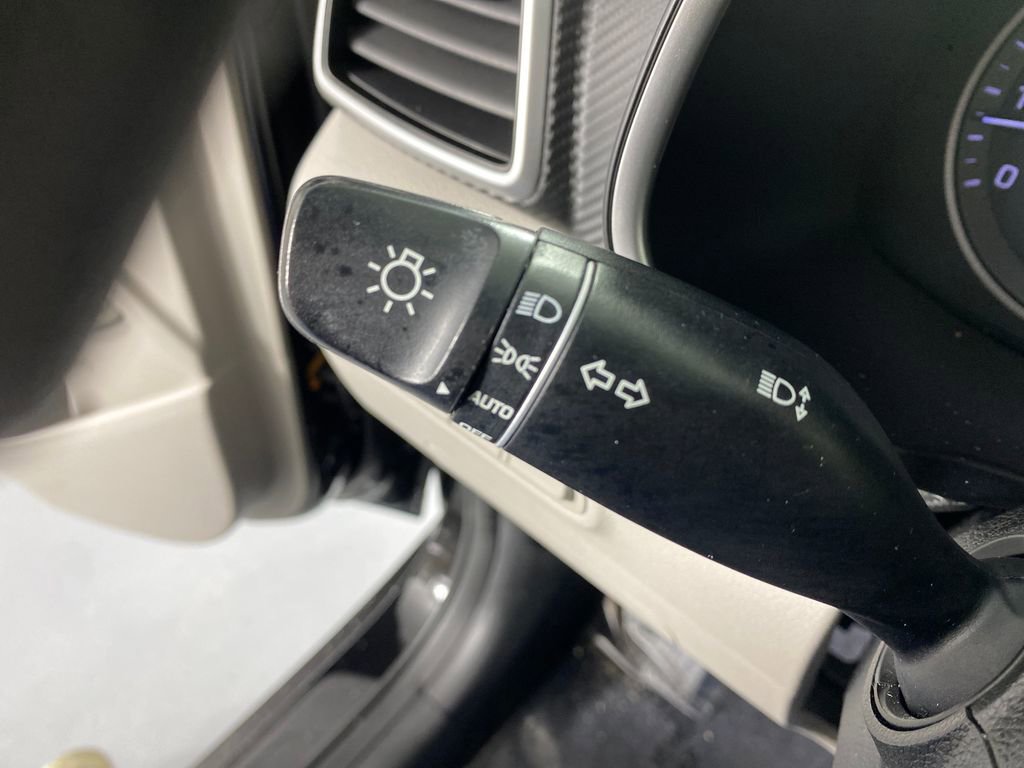 Used 2021 Hyundai Tucson SEL w/ Cargo Package image 17