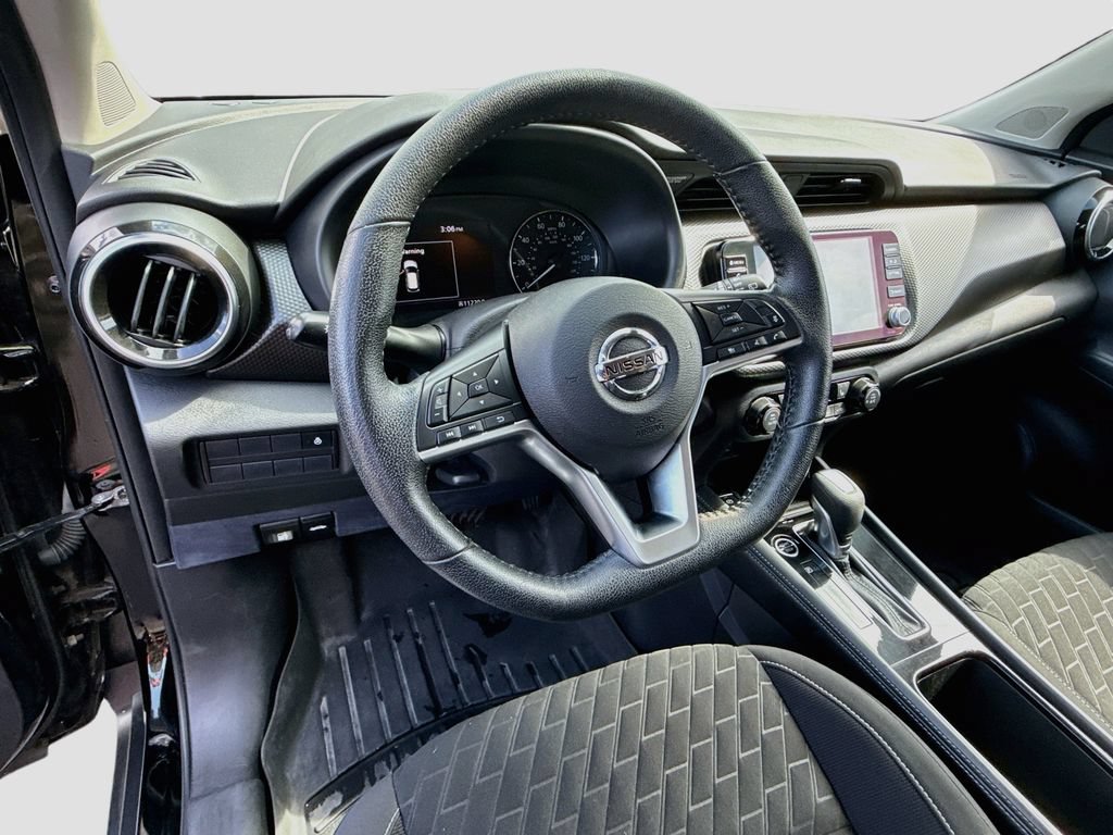 Used 2021 Nissan Kicks SV FWD image 12