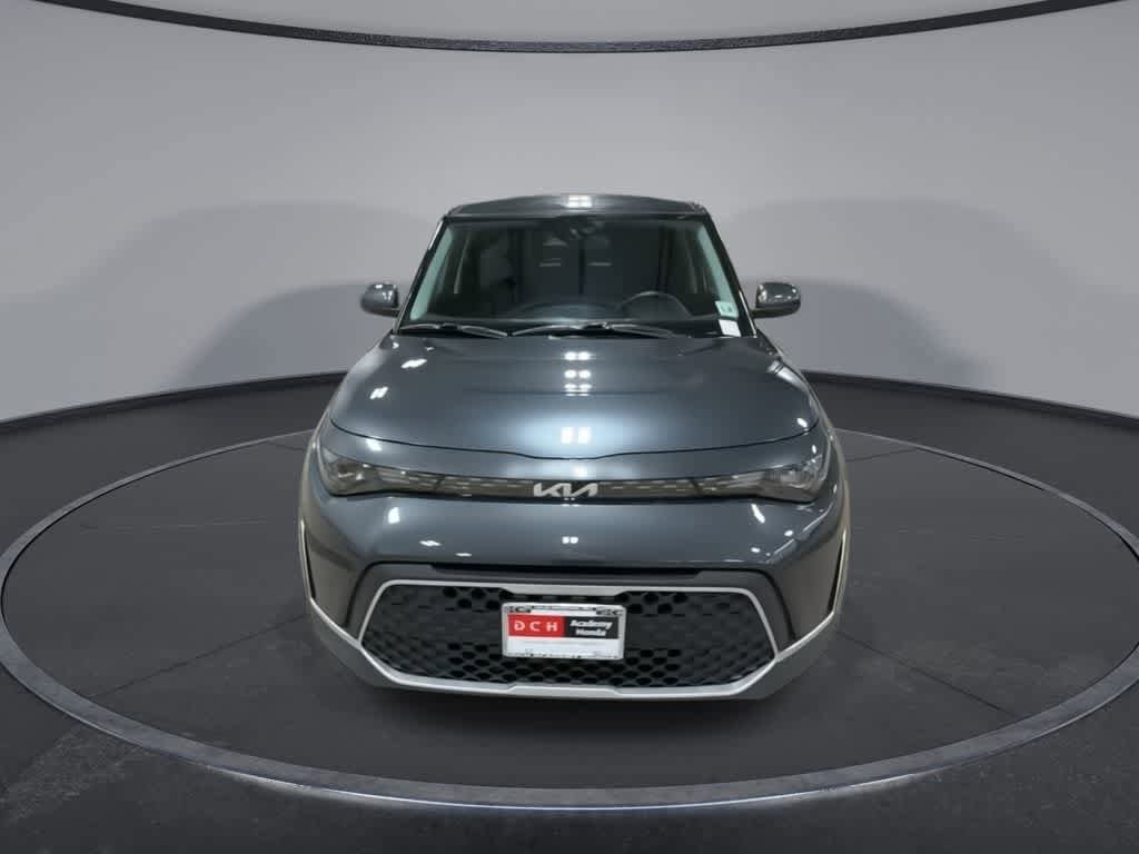 Used 2023 Kia Soul LX w/ LX Technology Package image 3