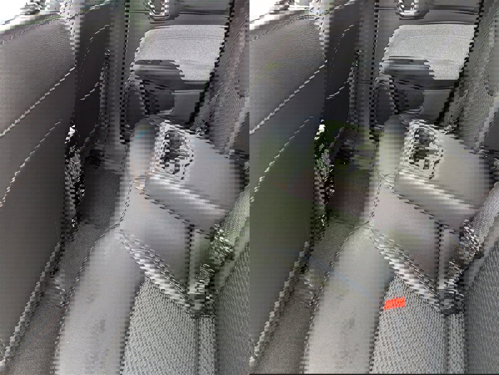 Used 2025 Jeep Compass Latitude image 14