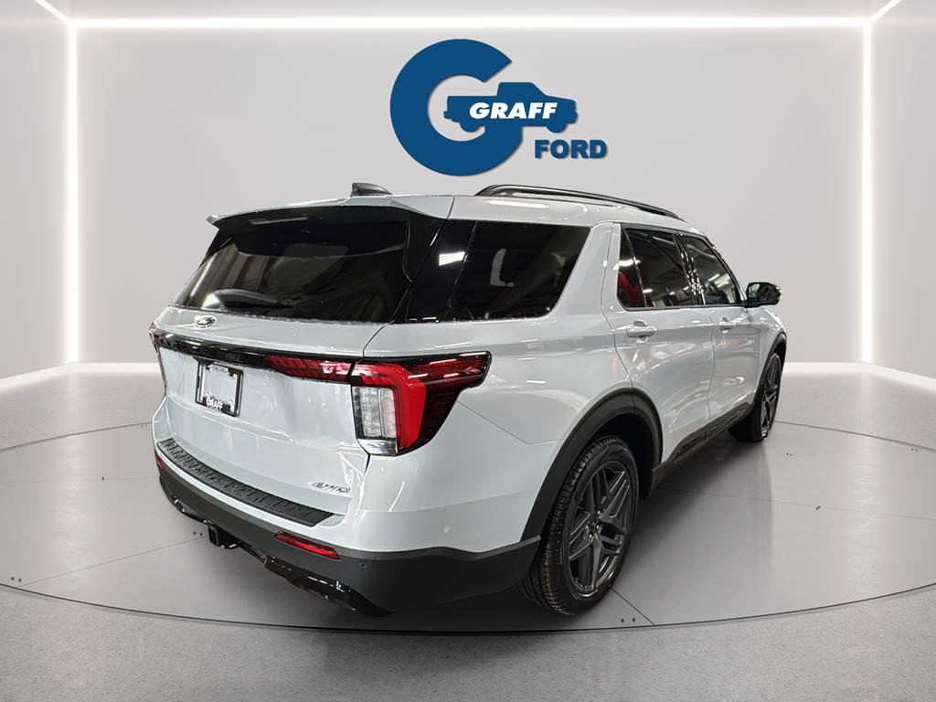 New 2026 Ford Explorer ST-Line w/ ST-Line Street Pack image 5