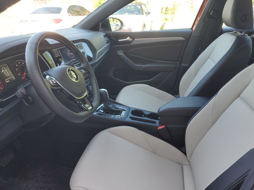 Certified 2020 Volkswagen Jetta R-Line FWD image 23