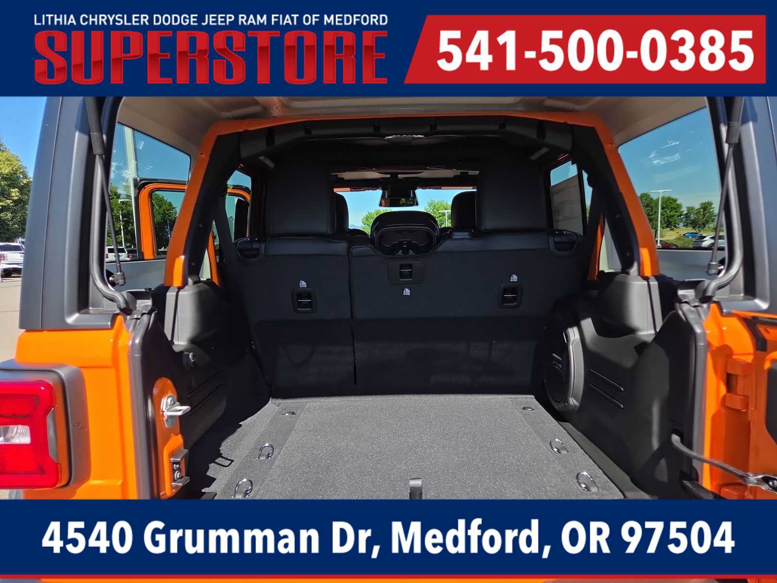 New 2026 Jeep Wrangler Unlimited Rubicon w/ Xtreme 35 Tire Package AWD/4WD image 27