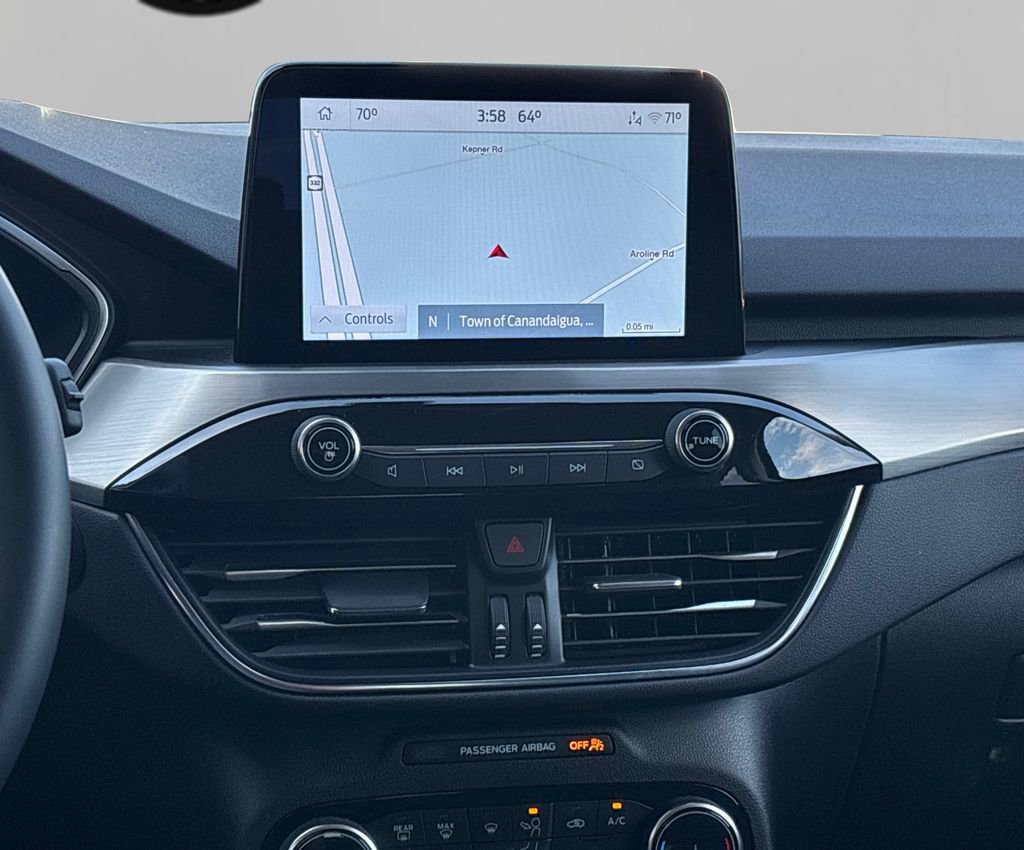 Used 2022 Ford Escape Titanium image 20